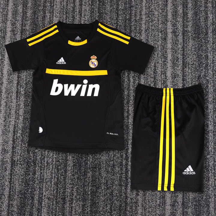 Camisa Retrô Real Madrid 2011/12 Away Goleiro Infantil – Belt Sports