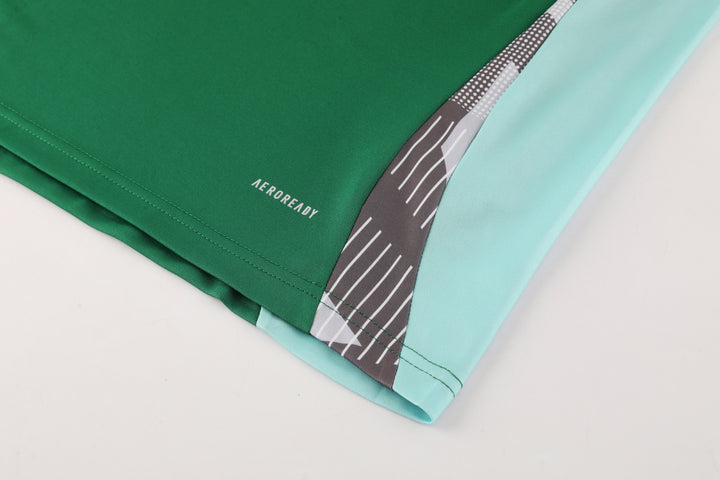Kit Adidas - Verde