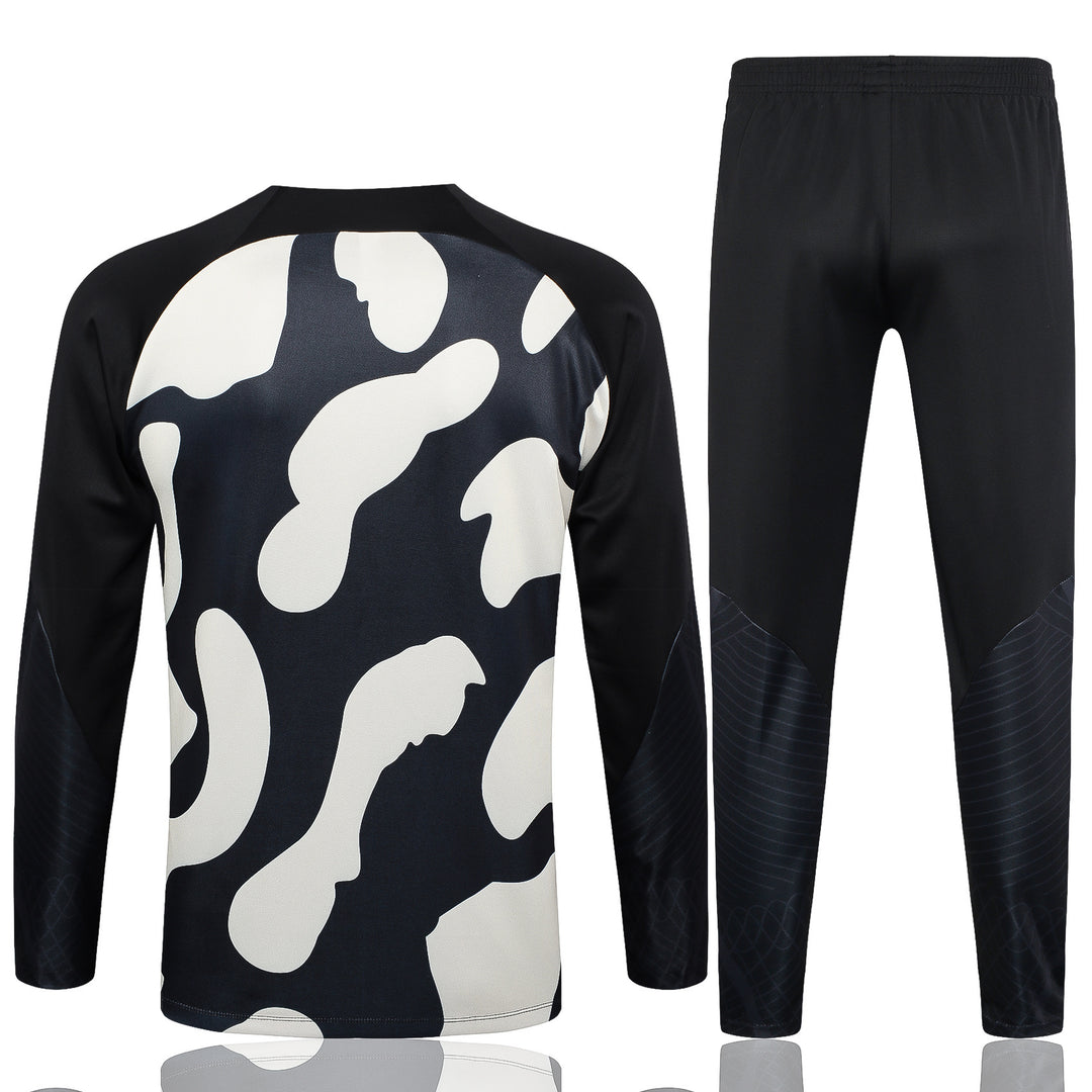 Conjunto Treino Real Madrid 23/24 - Mesclado Preto/Off-White