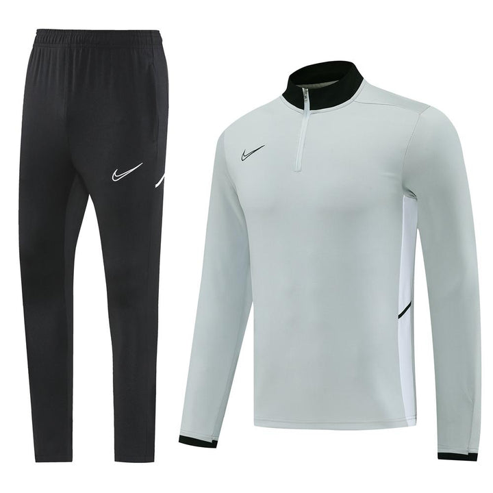 Conjunto Treino Nike - Cinza/Preto