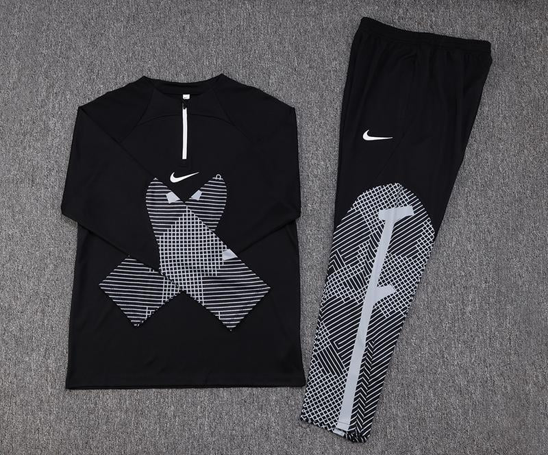 Conjunto Treino Nike - Preto/Branco III