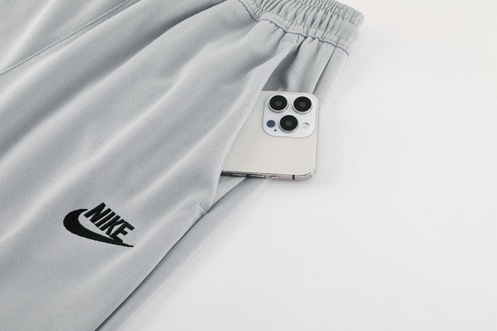 Calça Nike Tech Fleece - Cinza Claro