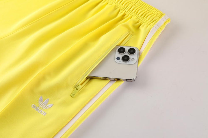 Conjunto Adidas Originals - Amarelo