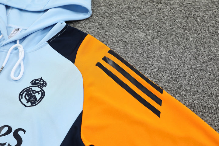 Blusão Real Madrid 2024/25 Azul Claro - Capuz