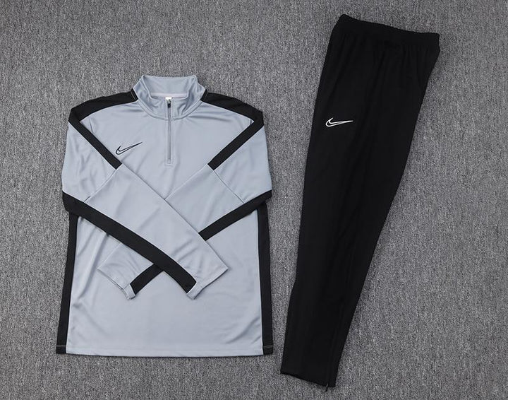 Conjunto Treino Nike - Cinza II