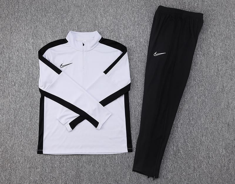 Conjunto Treino Nike - Branco