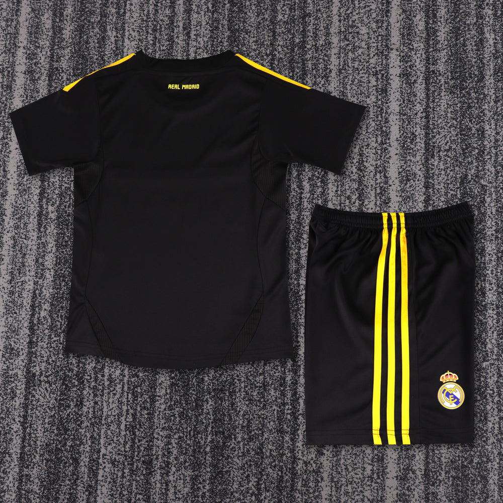 Camisa Retrô Real Madrid 2011/12 Away Goleiro Infantil – Belt Sports