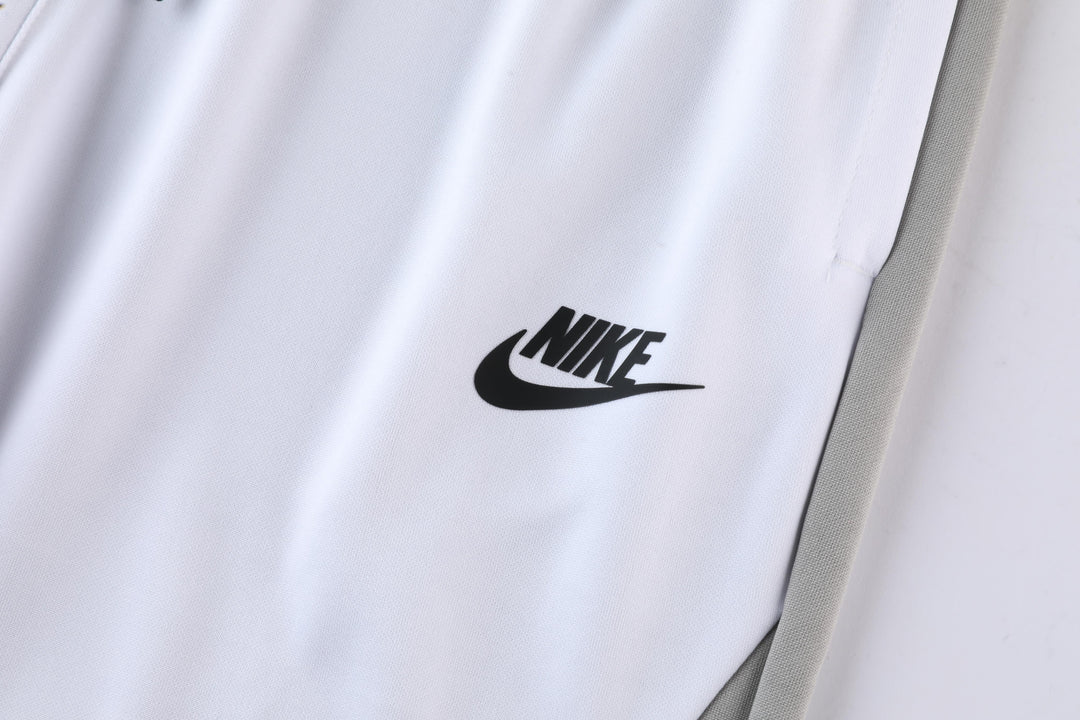 Calça Treino Nike - Cinza Claro/Branco