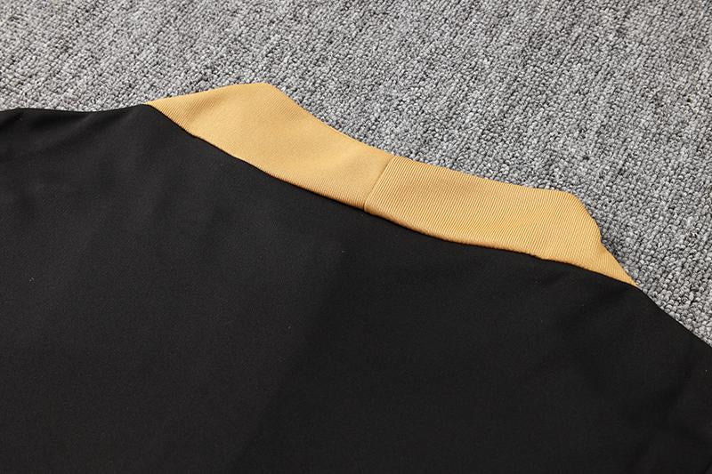 Blusão Treino Nike - Preto/Dourado