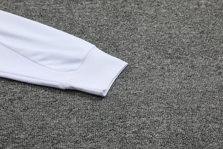Blusão Real Madrid 2024/25 Branco/Roxo - Capuz