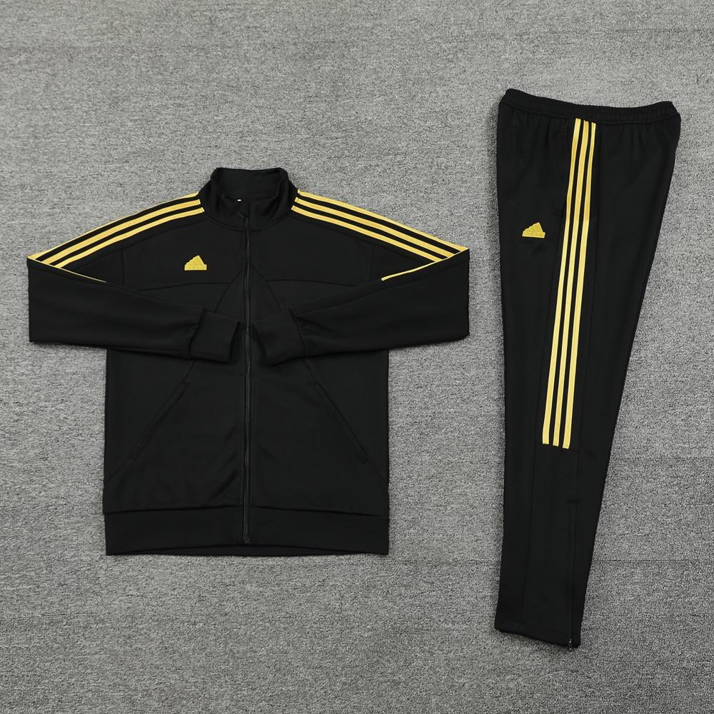 Conjunto Adidas - Preto/Dourado