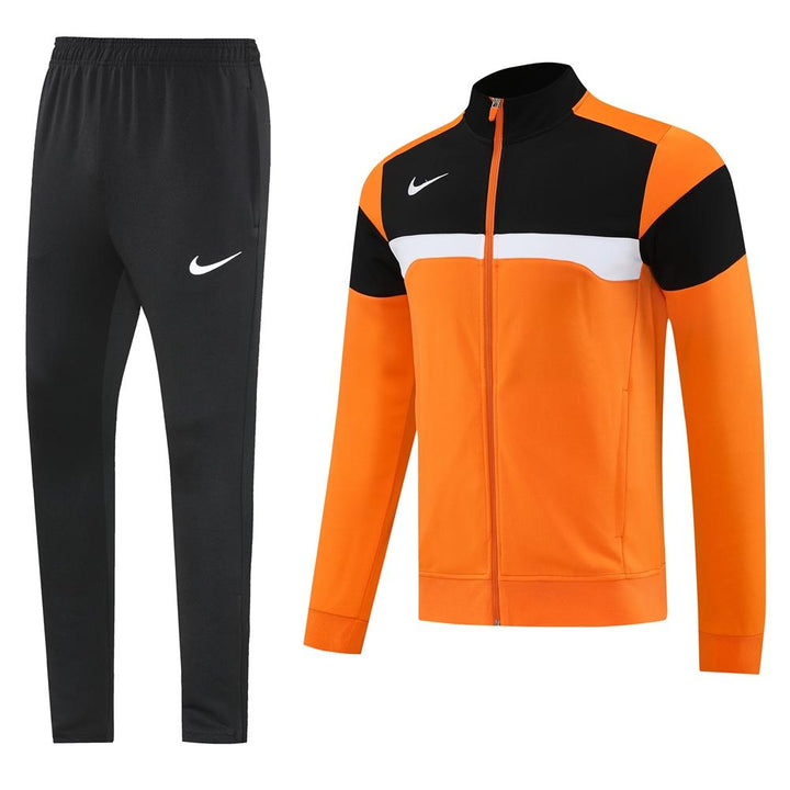 Conjunto Nike - Laranja/Preto