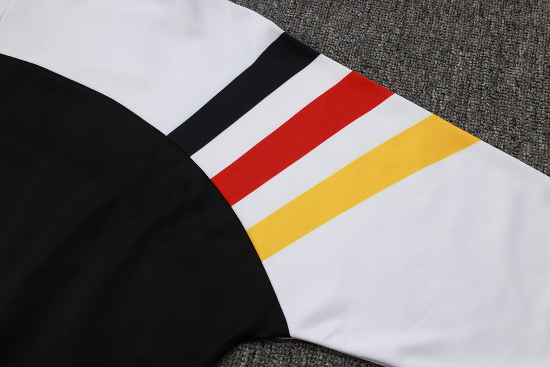 Conjunto Treino Alemanha 24/25 - Branco/Preto