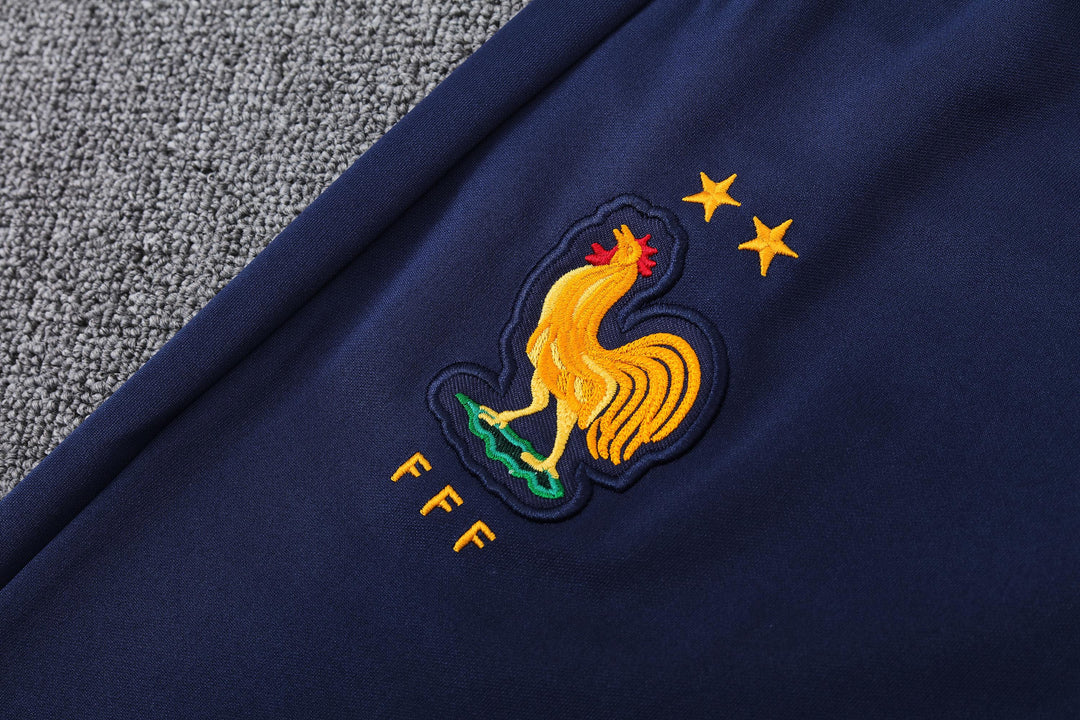 Conjunto França 2024/25 Azul Claro - Capuz