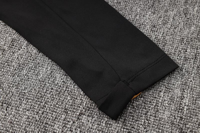 Conjunto Treino Nike - Preto/Dourado