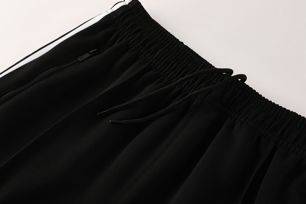 Conjunto Adidas Originals - Preto/Branco