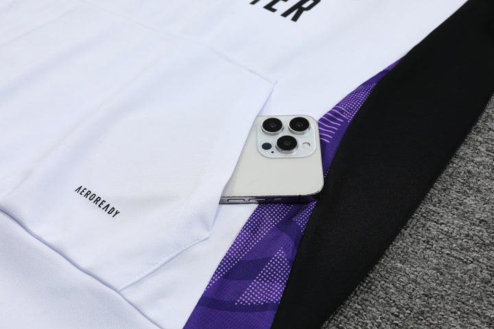Blusão Real Madrid 2024/25 Branco/Roxo - Capuz