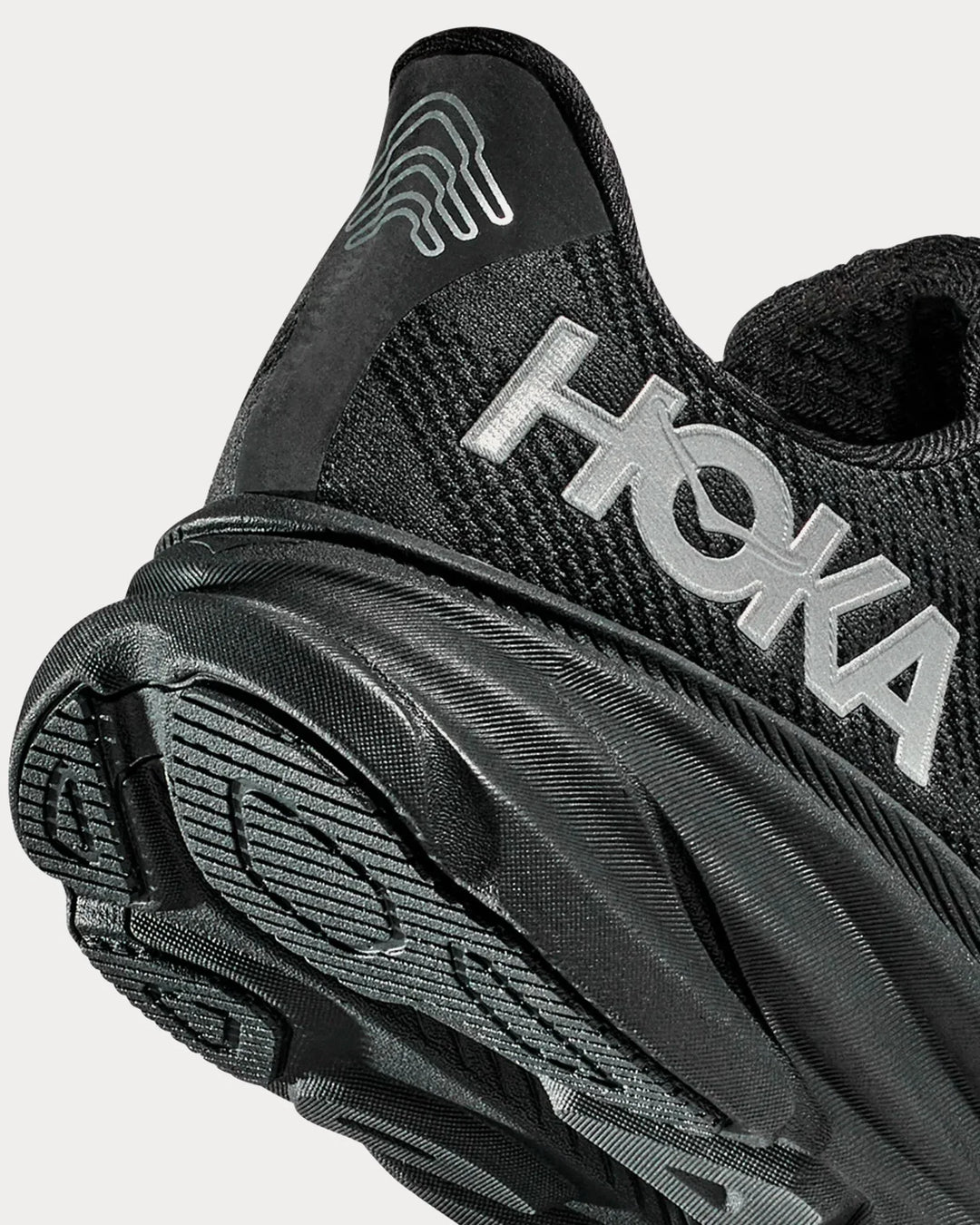 Hoka Clifton 9 GTX - Preto/Cinza Claro