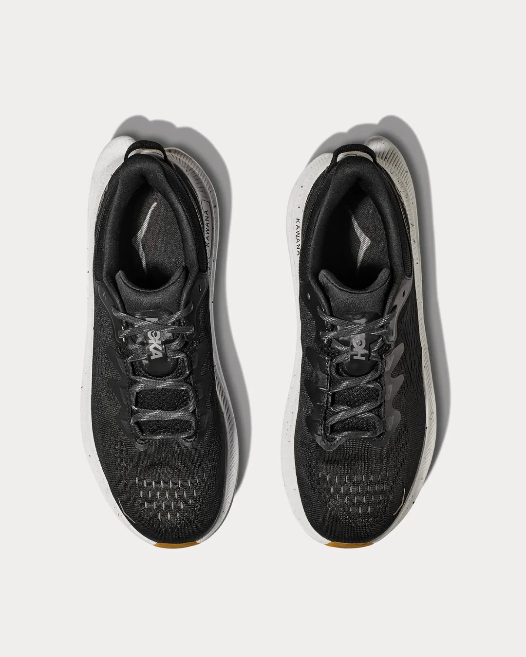 Hoka Kawana 2 – Preto/Branco
