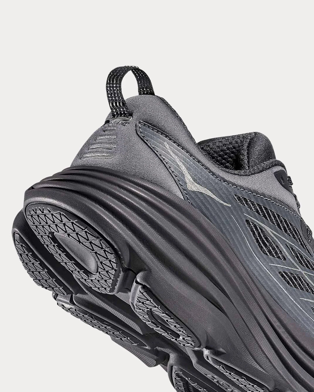 Hoka Bondi 8 Stealth Tech - Preto