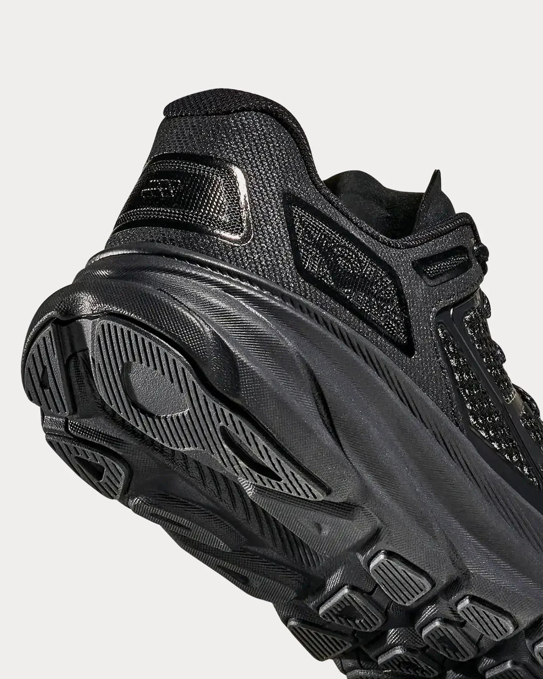 Hoka Clifton One9 – Preto