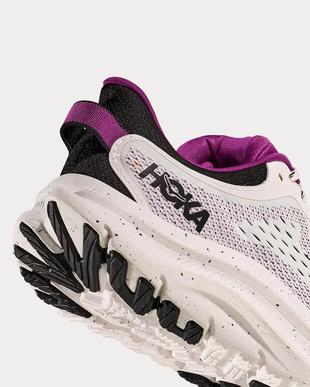 Hoka Kawana 2 – Branco/Flor Selvagem