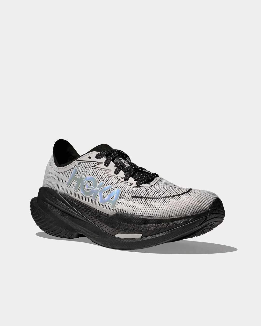 Hoka Mach X 2 – Preto/Bege Claro