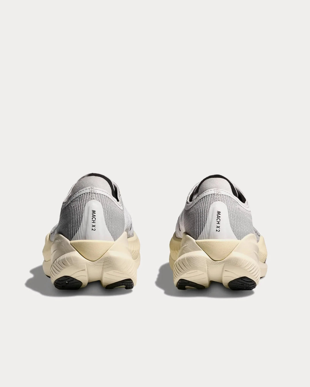 Hoka Mach X 2 – Branco/Cinza