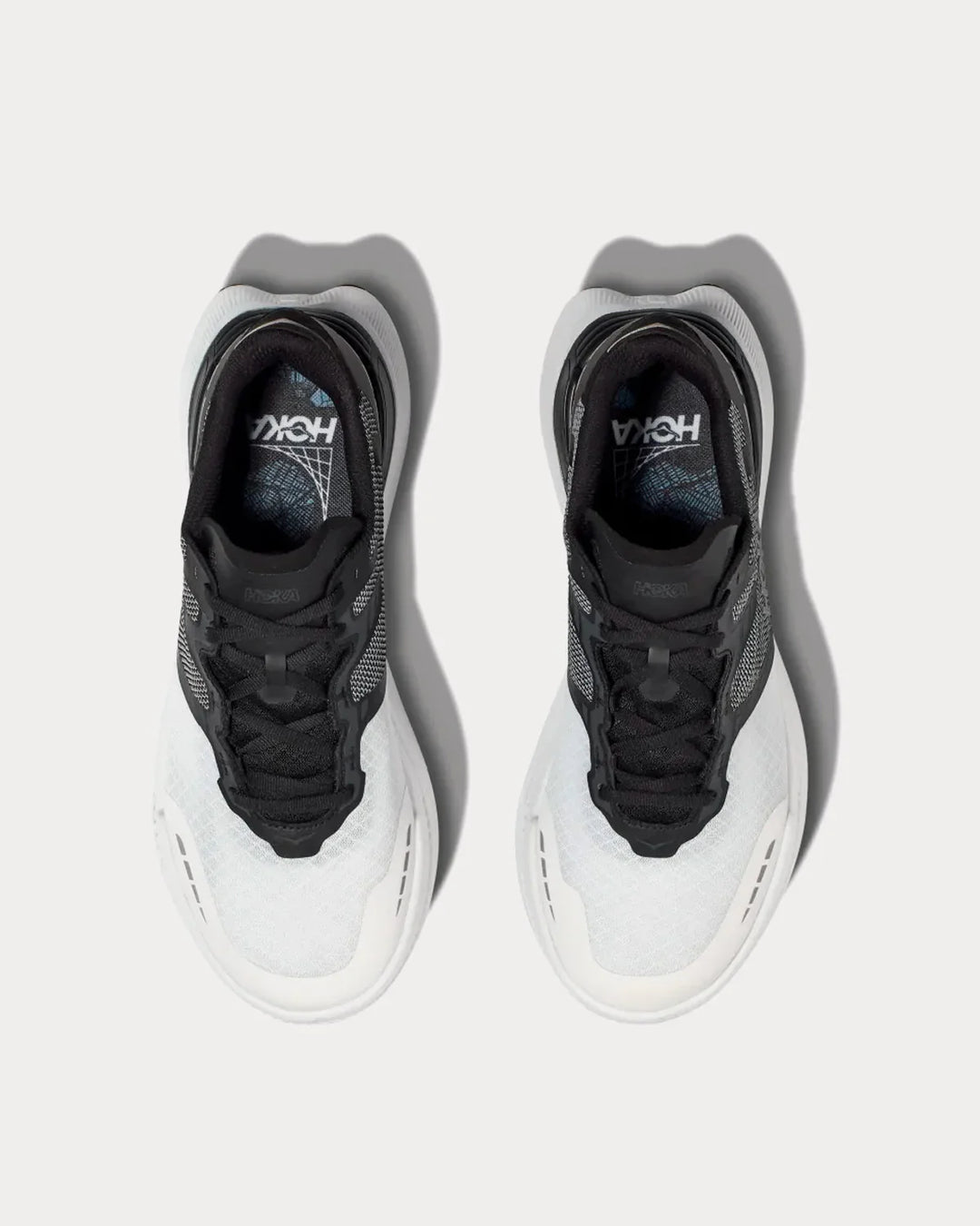 Hoka Transport X - Preto/Branco