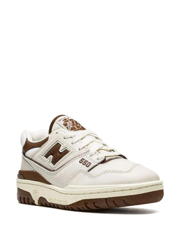 New Balance 550 - Creme/Marrom Escuro