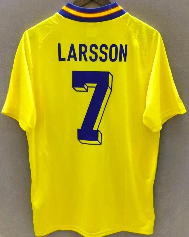 Camisa Retrô Suécia 1994/95 Home - LARSSON #7