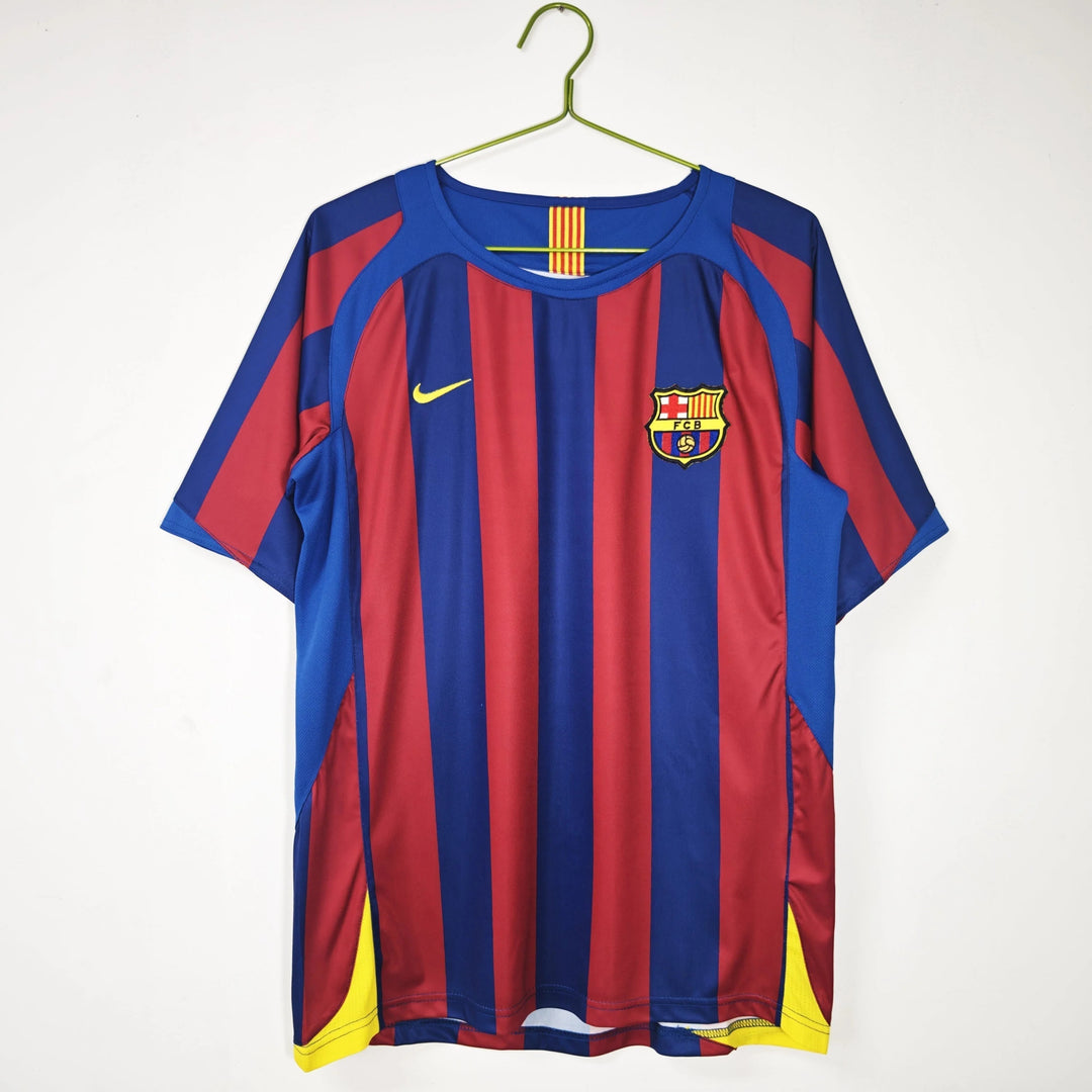 Camisa Retrô Barcelona 2005/06 Home