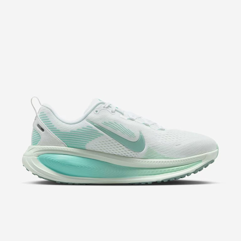 Tênis Nike Vomero 18 - Branco/Turquesa