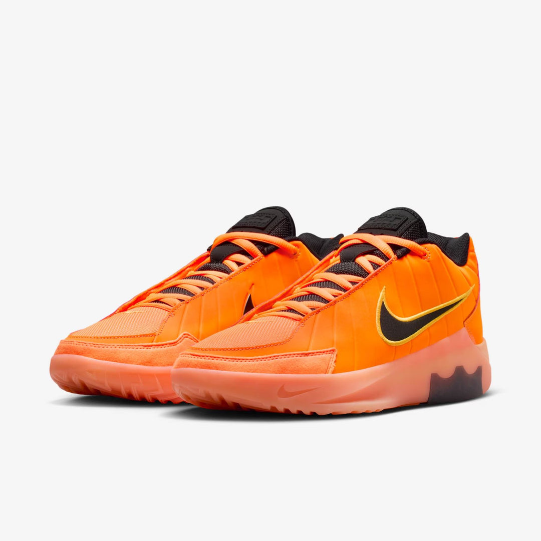 Tênis Nike LeBron Witness IX - Laranja