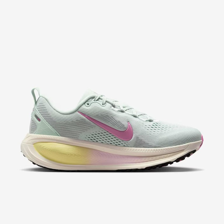 Tênis Nike Vomero 18 - Azul Claro/ Rosa Claro