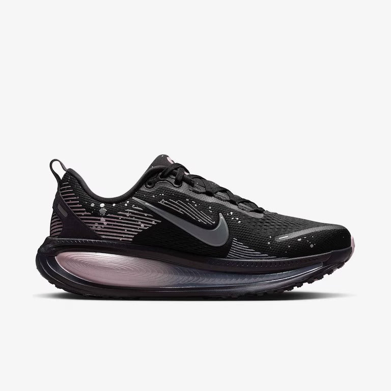 Tênis Nike Vomero 18 SE - Preto
