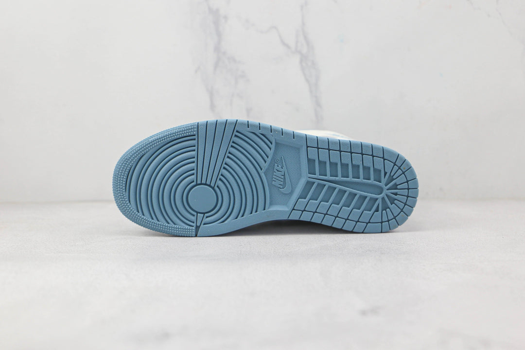 Jordan 1 Mid UNC - Branco/Azul University