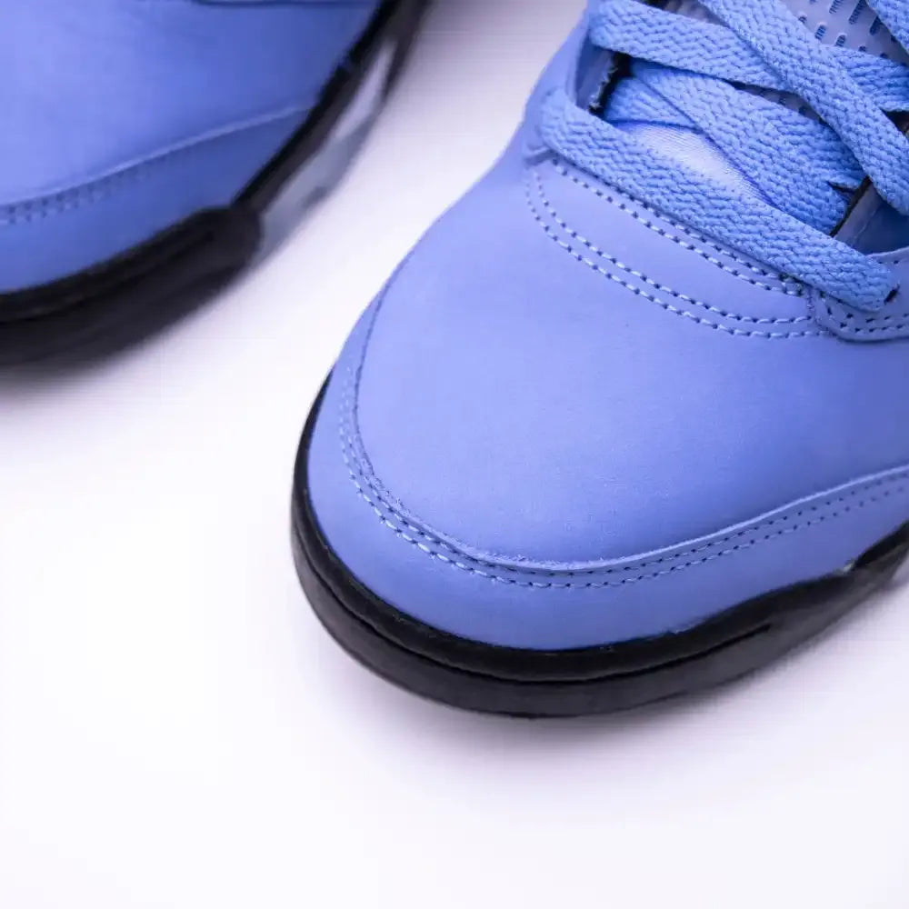 Air Jordan 5 - Azul Universitário