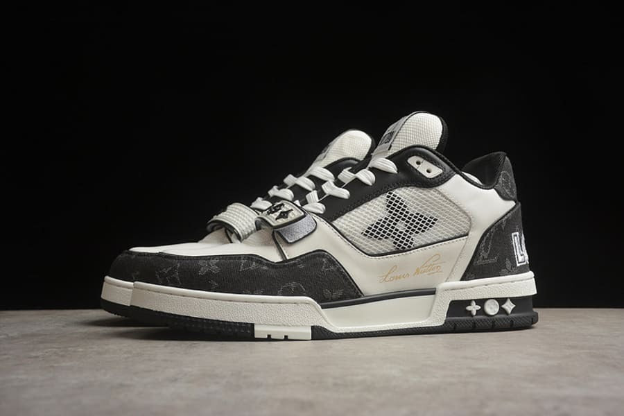 Louis Vuitton Trainer – Preto/Branco