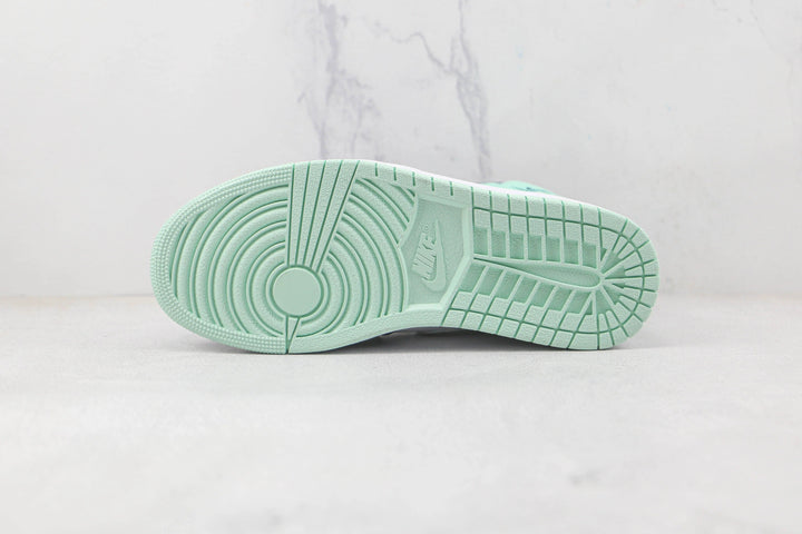 Jordan 1 Mid - Branco/Azul Marinho/Verde Menta