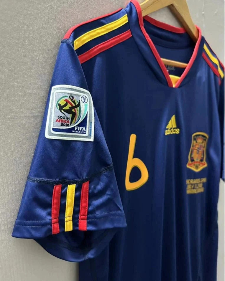 Camisa Retrô Espanha 2010/11 Away - INIESTA #6 (+Patches)