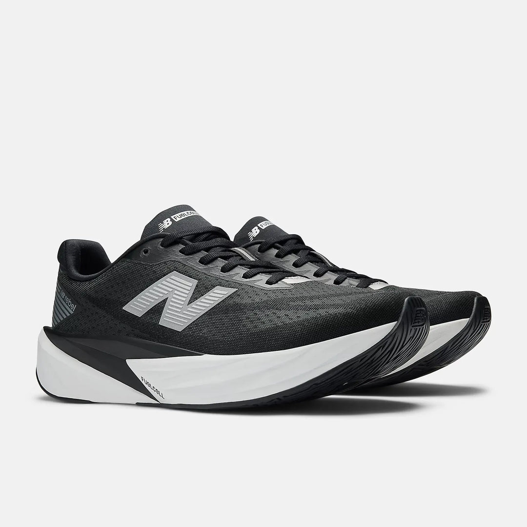 New Balance FuelCell Rebel v5 - Preto