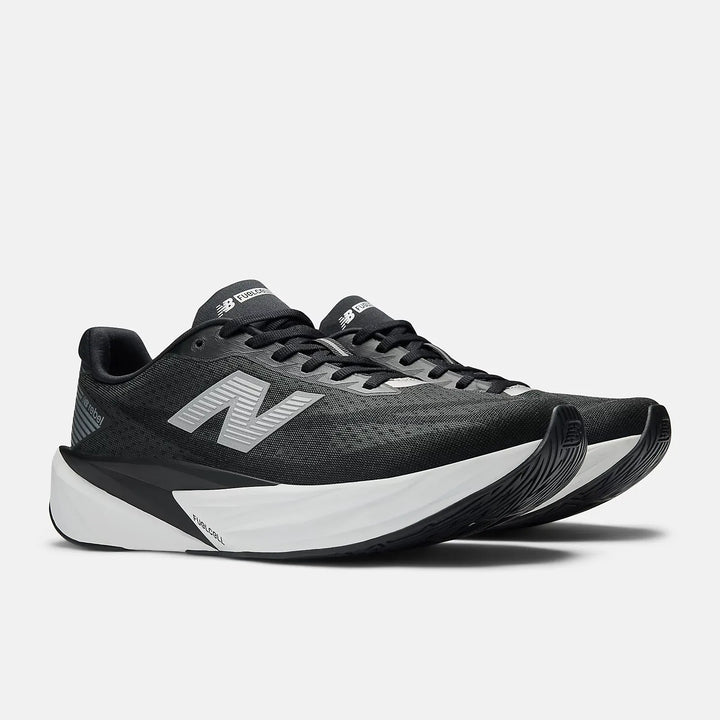 New Balance FuelCell Rebel v5 - Preto