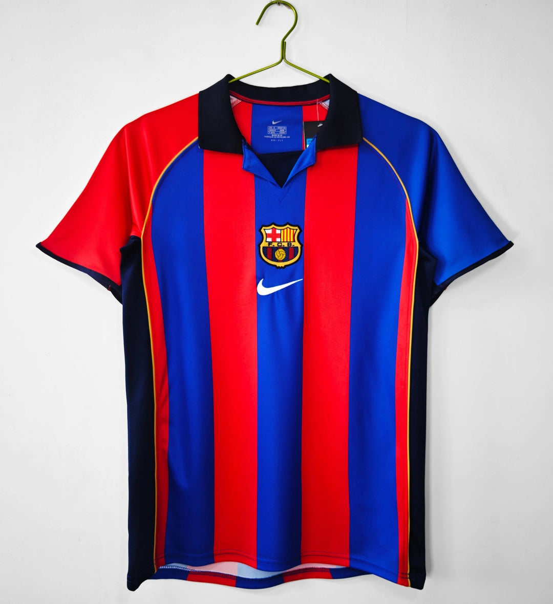 Camisa Retrô Barcelona 2001/02 Home