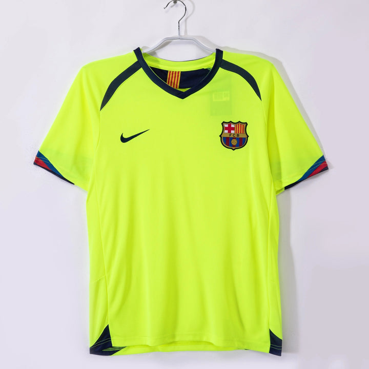 Camisa Retrô Barcelona 2005/06 Away