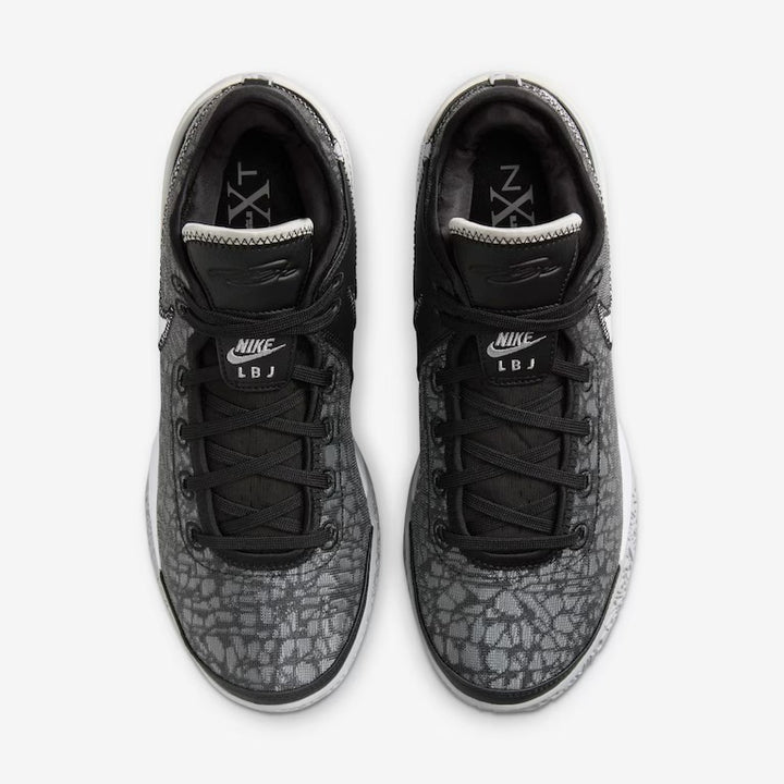Tênis Nike LeBron NXXT Gen - Preto/Branco