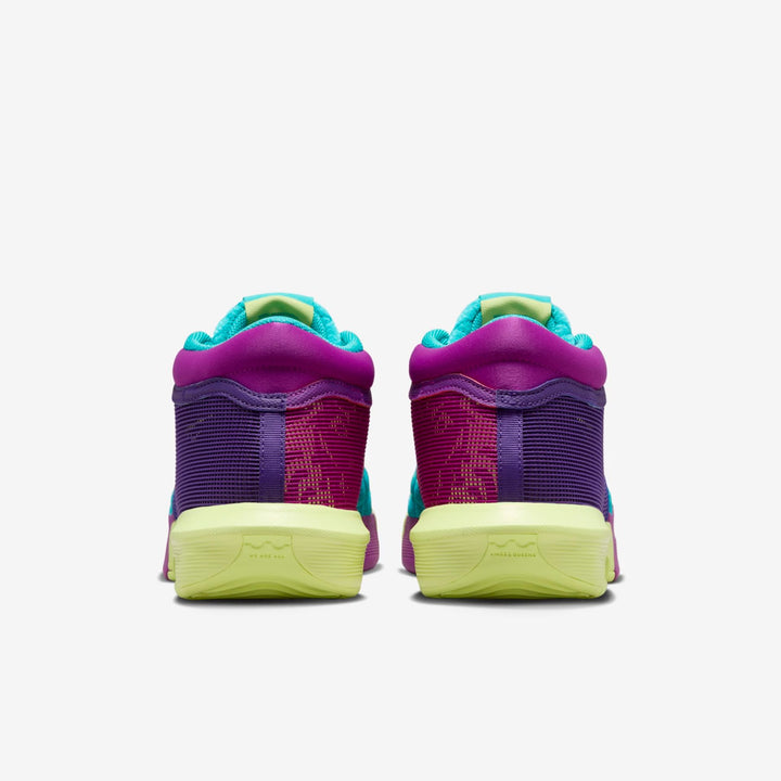Tênis Nike LeBron Witness 8 - Roxo