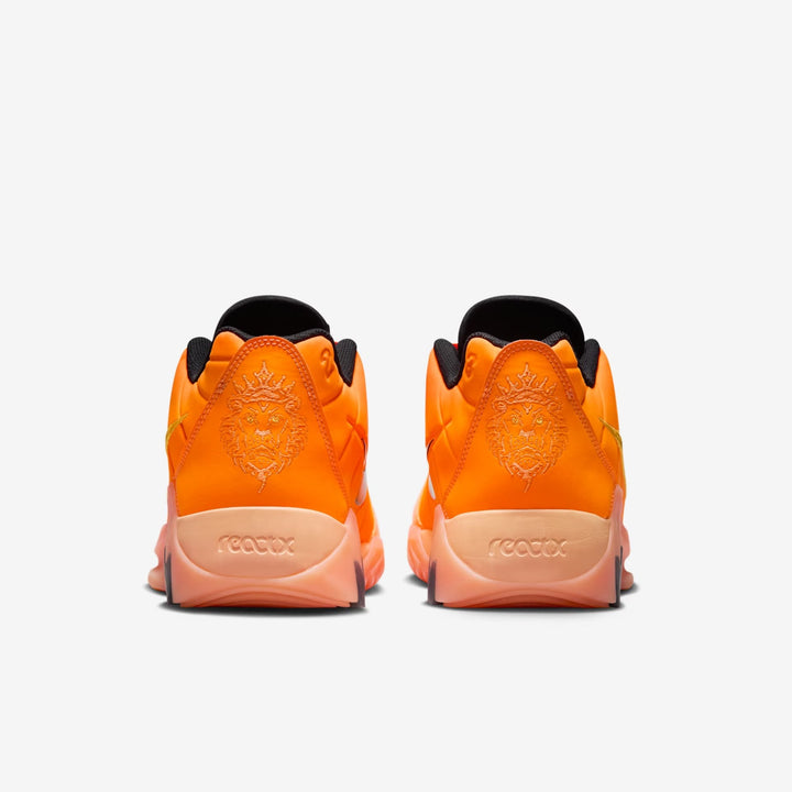 Tênis Nike LeBron Witness IX - Laranja