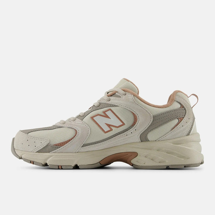 New Balance 530 - Creme claro/Pêssego/Cinza claro