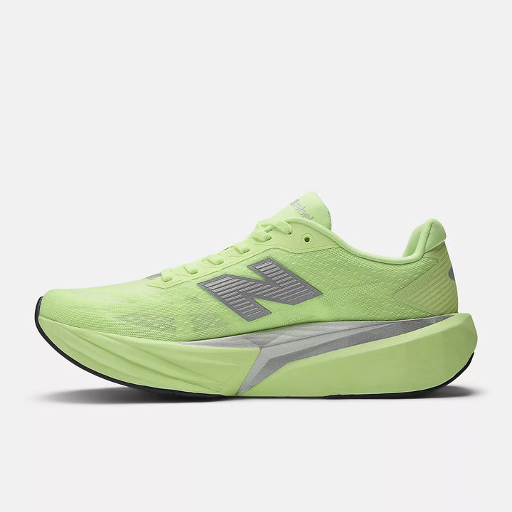 New Balance FuelCell Rebel v5 - Verde